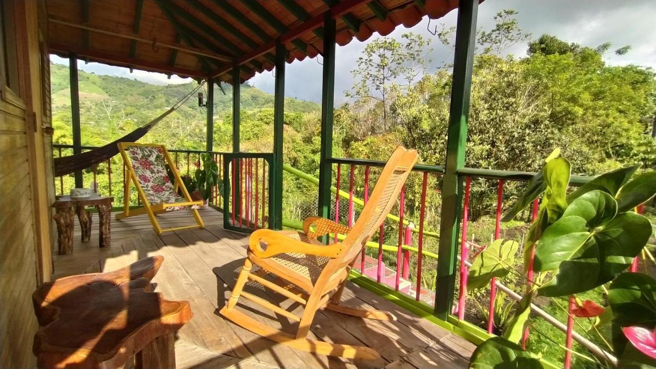 La Acuarela, Posada De La Monita Pereira Exterior foto